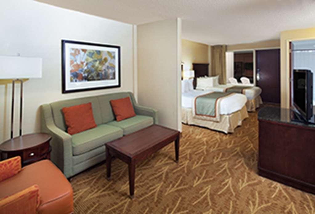 Kahler Inn And Suites Рочестер Номер фото